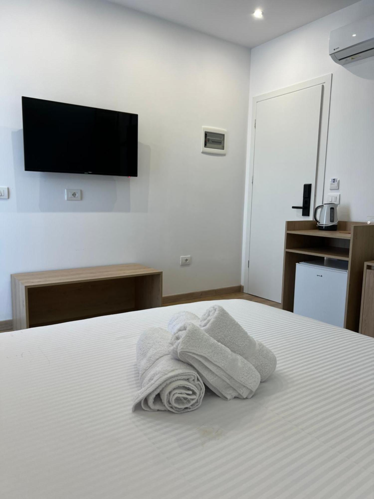 Emaar Hotel Ksamil - Beachfront , Newly Renovated エクステリア 写真