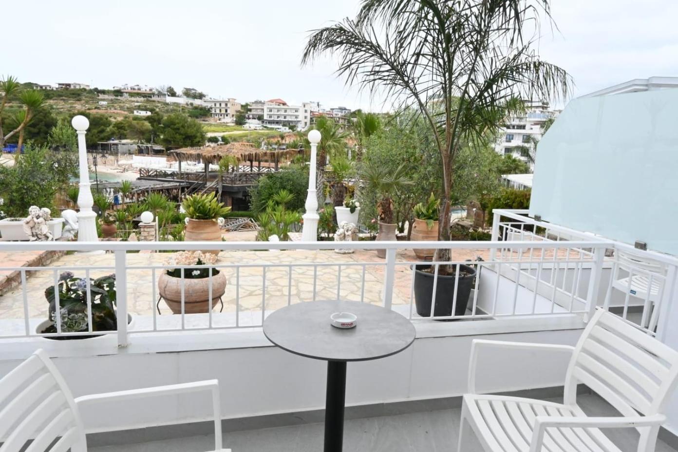 Emaar Hotel Ksamil - Beachfront , Newly Renovated エクステリア 写真